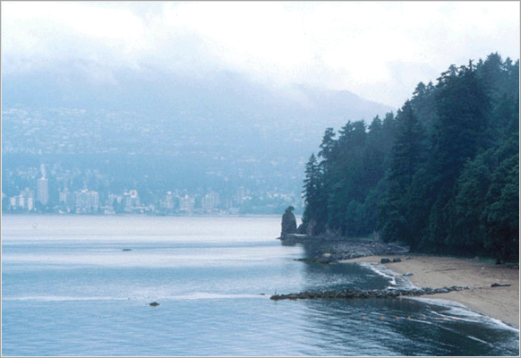 A rainy day at Third Beach and Siwash Rock in Stanley Park